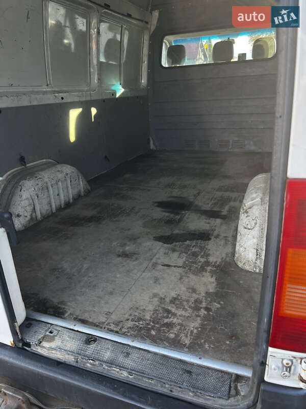 Грузовой фургон Volkswagen LT 2005 в Коломые