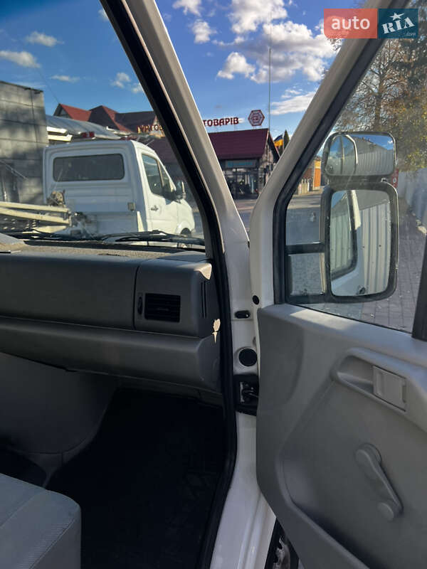 Грузовой фургон Volkswagen LT 2005 в Коломые