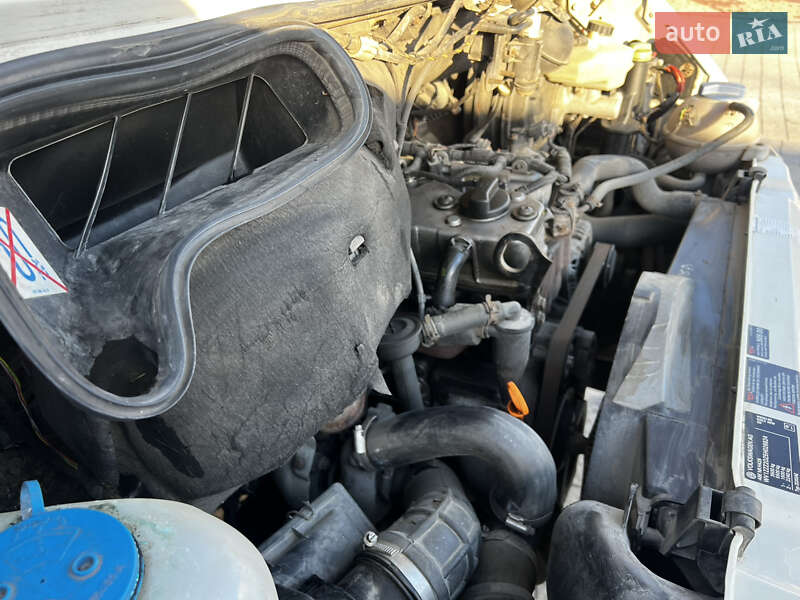 Грузовой фургон Volkswagen LT 2005 в Коломые