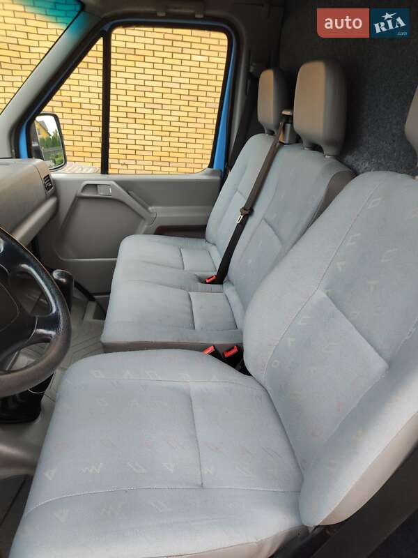 Вантажний фургон Volkswagen LT 2006 в Луцьку