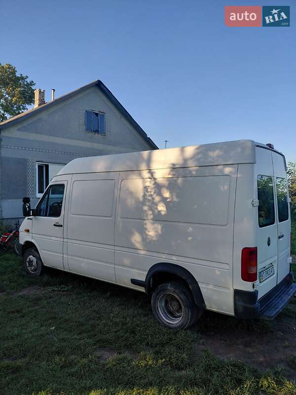 Микроавтобус Volkswagen LT 2004 в Бродах