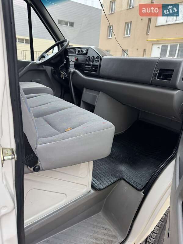 Микроавтобус грузовой (до 3,5т) Volkswagen LT 2006 в Сумах фото 13 Микроавтобус грузовой (до 3,5т) Volkswagen LT 2006 в Сумах