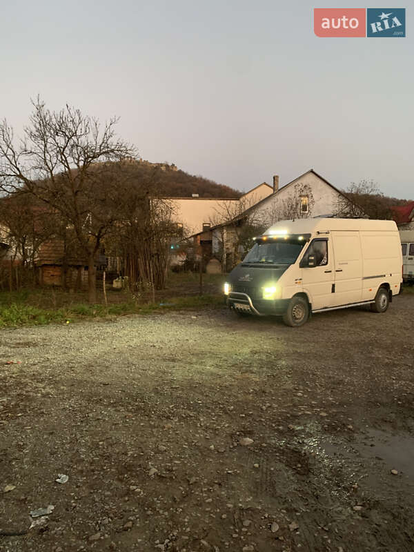 Грузовой фургон Volkswagen LT 1999 в Хусте