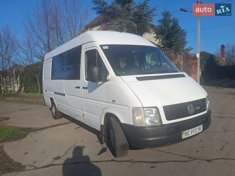 Грузопассажирский фургон Volkswagen LT 2006 в Николаеве