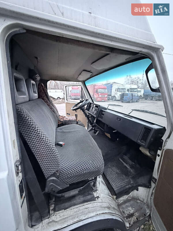 Вантажний фургон Volkswagen LT 1991 в Києві