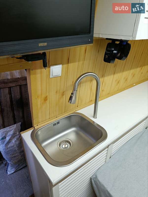 Грузовой фургон Volkswagen LT 1990 в Виннице