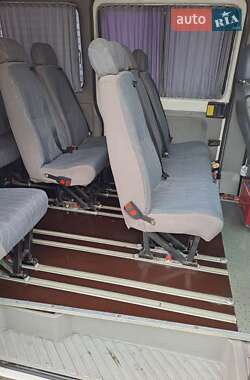 Приміський автобус Volkswagen LT 2004 в Києві