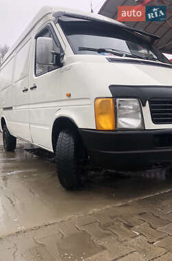 Вантажний фургон Volkswagen LT 2001 в Чернівцях