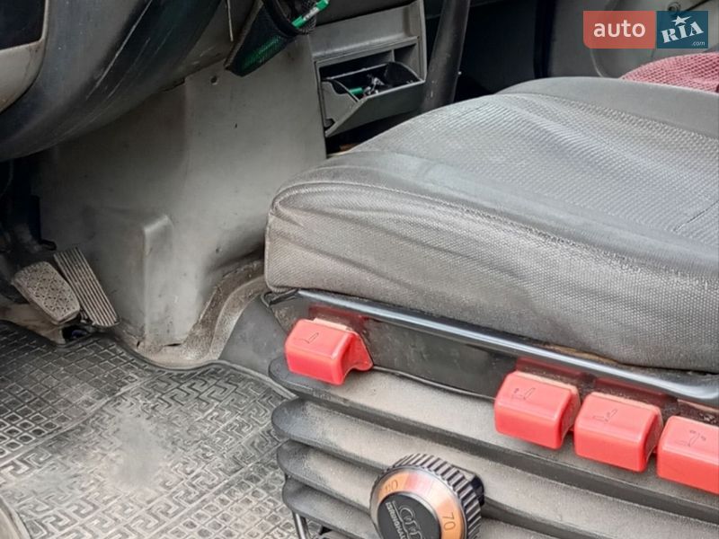 Грузовой фургон Volkswagen LT 1998 в Ровно