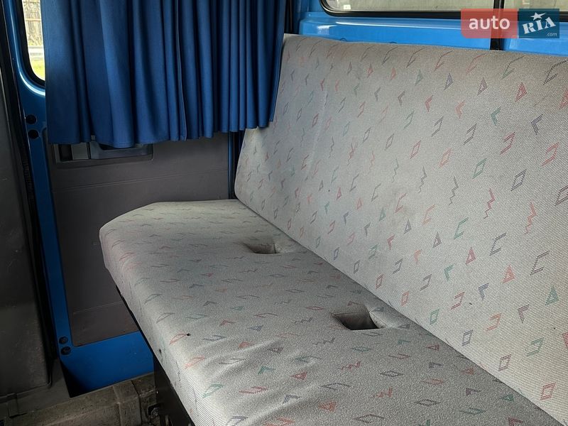 Грузопассажирский фургон Volkswagen LT 2002 в Кременчуге