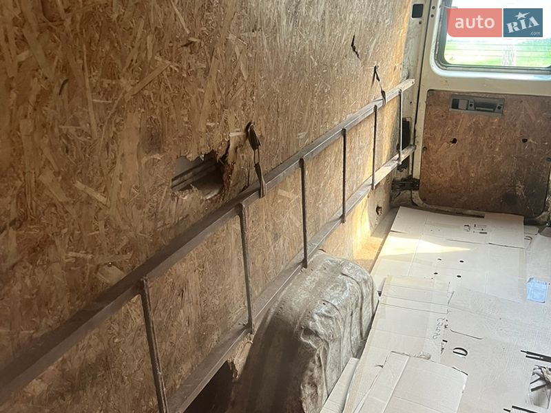 Грузопассажирский фургон Volkswagen LT 2005 в Киеве фото 4 Грузопассажирский фургон Volkswagen LT 2005 в Киеве