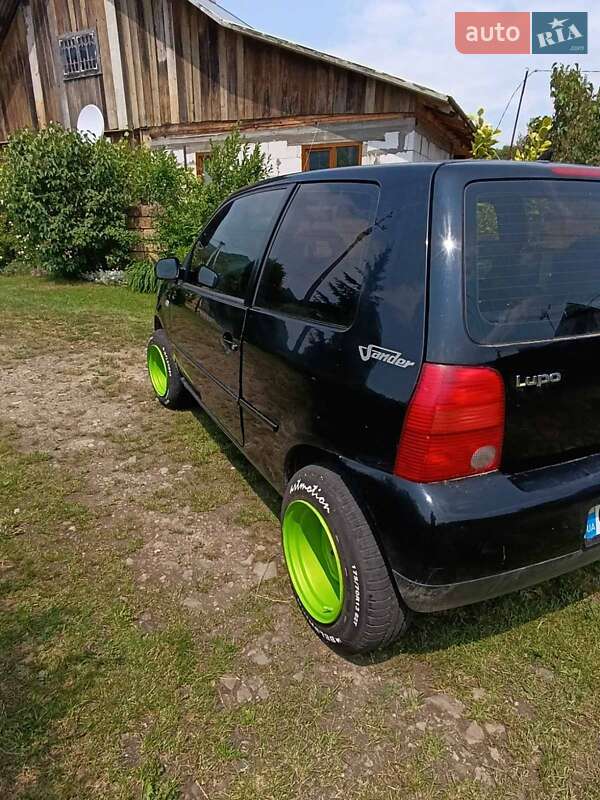 Хетчбек Volkswagen Lupo 2000 в Берегомету