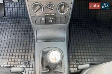Хэтчбек Volkswagen Lupo 2005 в 