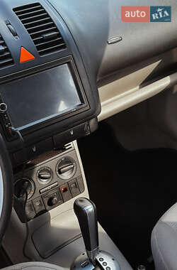Хэтчбек Volkswagen Lupo 2000 в 