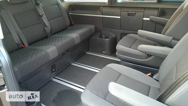 Минивэн Volkswagen Multivan 2012 в Киеве