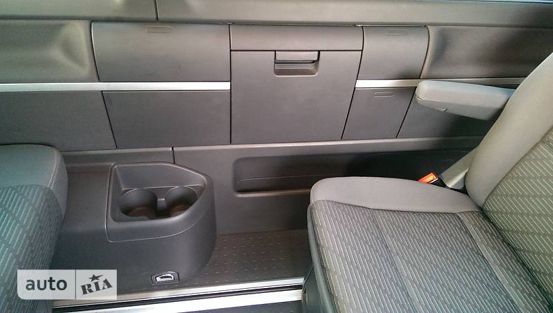 Минивэн Volkswagen Multivan 2012 в Киеве