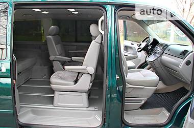 Мінівен Volkswagen Multivan 2008 в Дніпрі