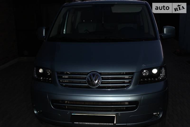 Мінівен Volkswagen Multivan 2008 в Кропивницькому