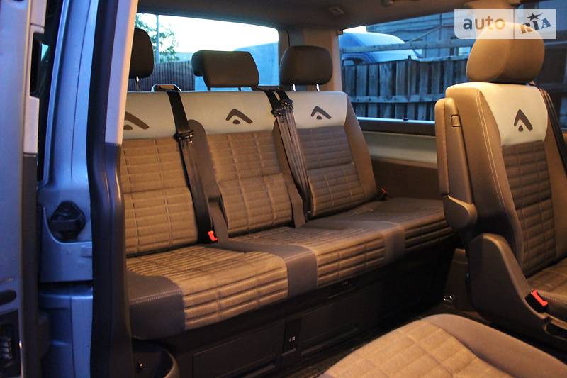 Мінівен Volkswagen Multivan 2008 в Кропивницькому