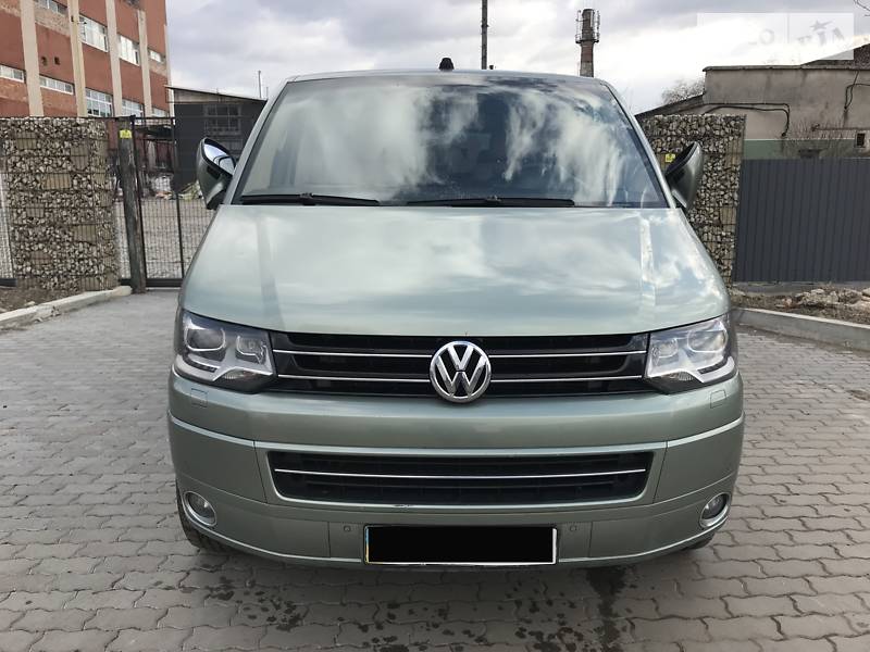 Грузопассажирский фургон Volkswagen Multivan 2005 в Ивано-Франковске