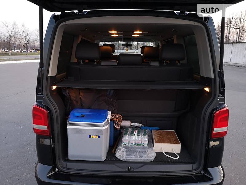 Минивэн Volkswagen Multivan 2013 в Киеве