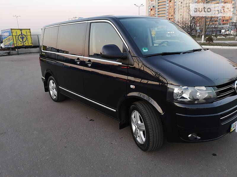 Минивэн Volkswagen Multivan 2013 в Киеве