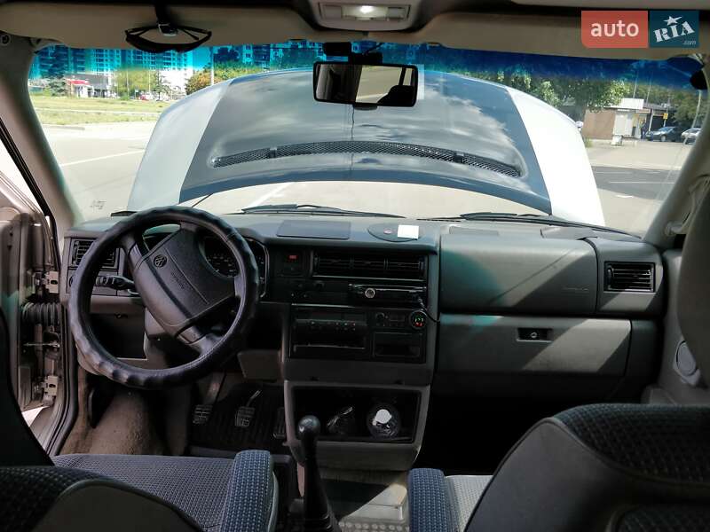 Минивэн Volkswagen Multivan 1998 в Киеве
