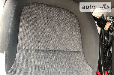 Грузопассажирский фургон Volkswagen Multivan 2000 в 