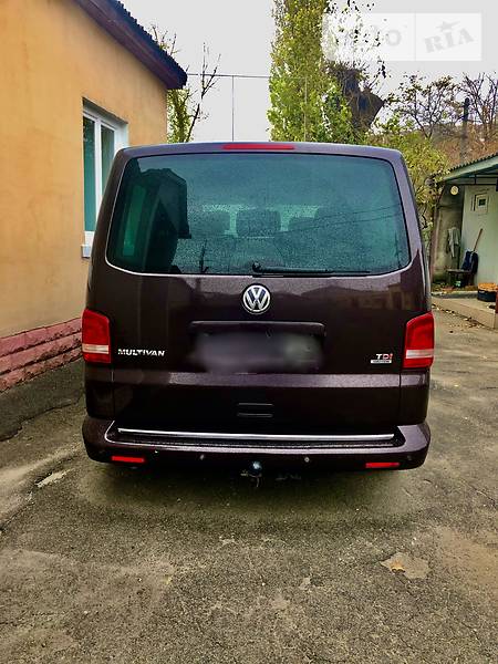 Мінівен Volkswagen Multivan 2011 в Києві