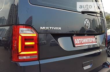 Мінівен Volkswagen Multivan 2019 в 