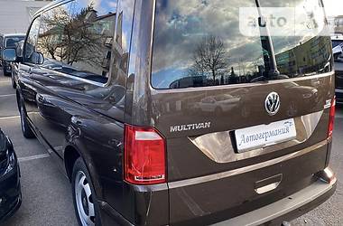 Мінівен Volkswagen Multivan 2018 в 