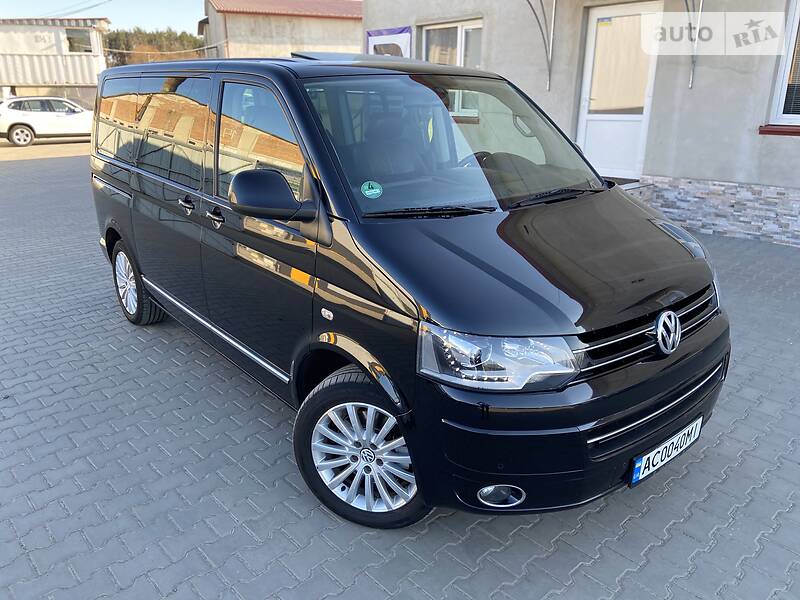 Мінівен Volkswagen Multivan 2010 в 