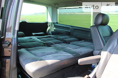  Volkswagen Multivan 2011 в 