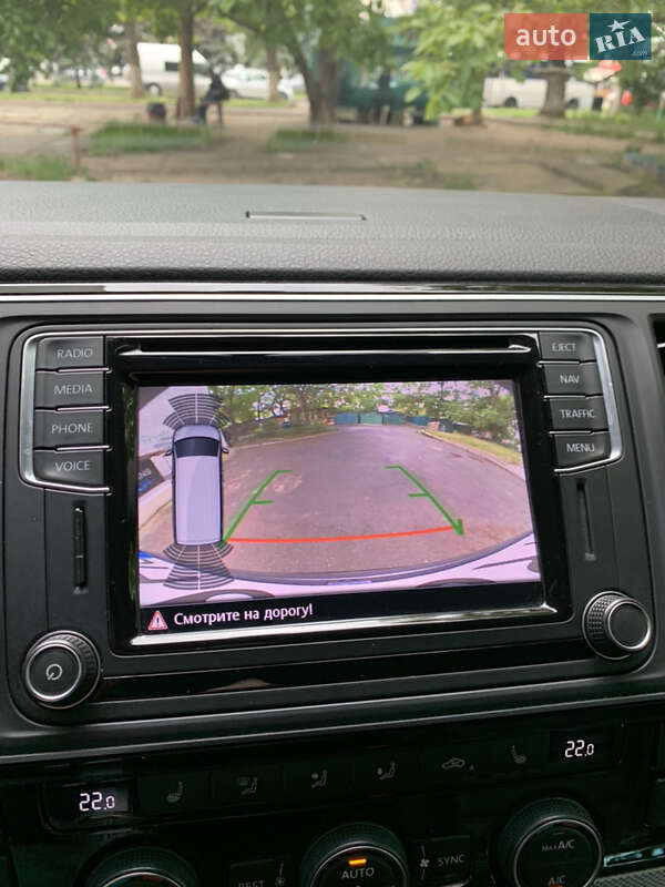 Минивэн Volkswagen Multivan 2016 в Одессе фото 15 Минивэн Volkswagen Multivan 2016 в Одессе