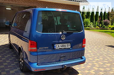 Минивэн Volkswagen Multivan 2013 в Черкассах