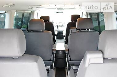 Минивэн Volkswagen Multivan 2010 в 