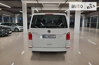 Мінівен Volkswagen Multivan 2017 в Хмельницькому
