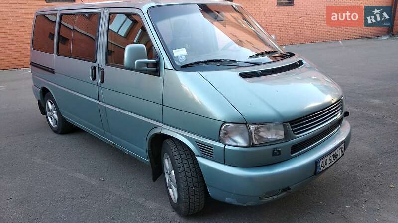 Мінівен Volkswagen Multivan 2002 в Києві