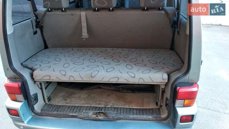 Мінівен Volkswagen Multivan 2002 в Києві