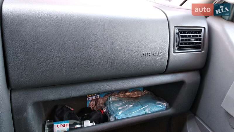 Мінівен Volkswagen Multivan 2002 в Києві