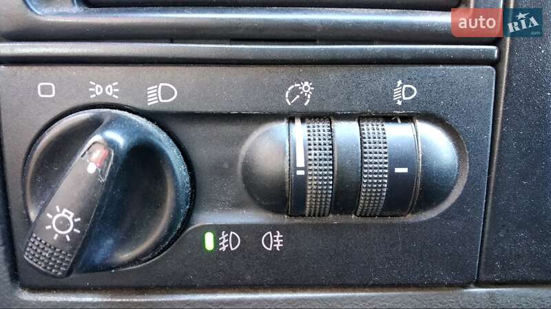 Мінівен Volkswagen Multivan 2002 в Києві