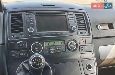 Минивэн Volkswagen Multivan 2003 в 