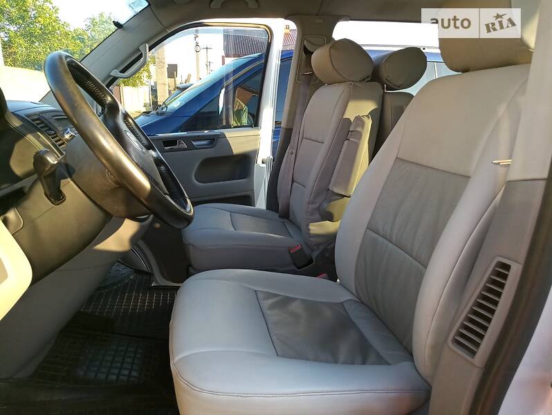 Мінівен Volkswagen Multivan 2004 в Одесі