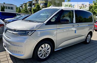 Минивэн Volkswagen Multivan 2022 в Киеве