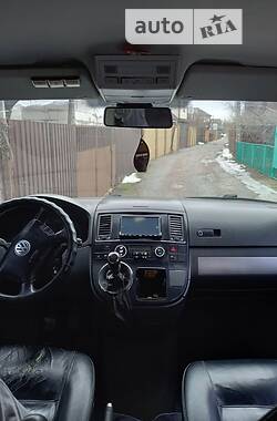Мінівен Volkswagen Multivan 2005 в Дніпрі