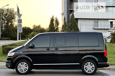 Минивэн Volkswagen Multivan 2020 в 