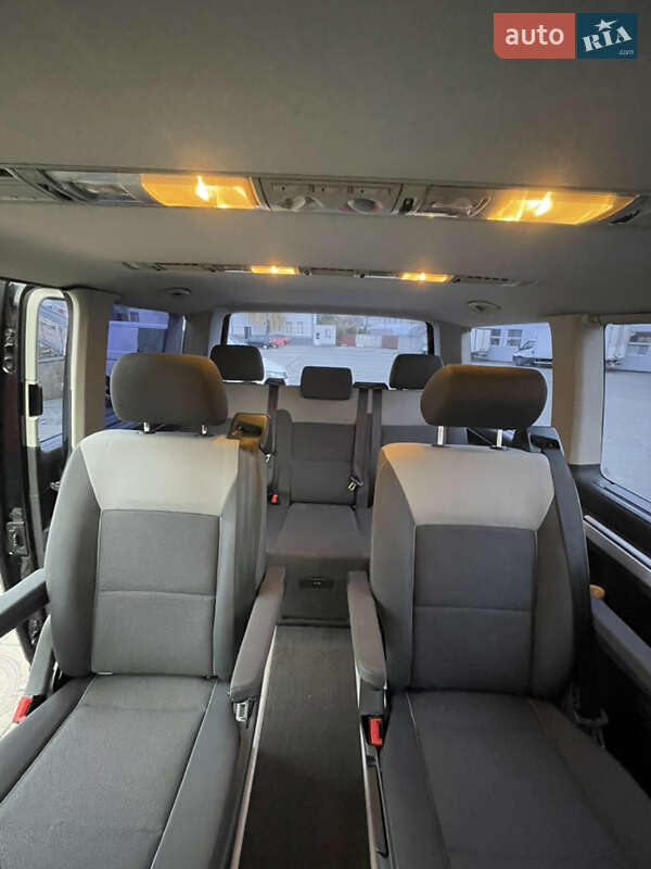 Мінівен Volkswagen Multivan 2012 в Києві