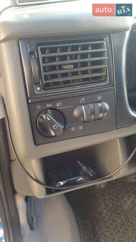 Минивэн Volkswagen Multivan 2003 в Залещиках