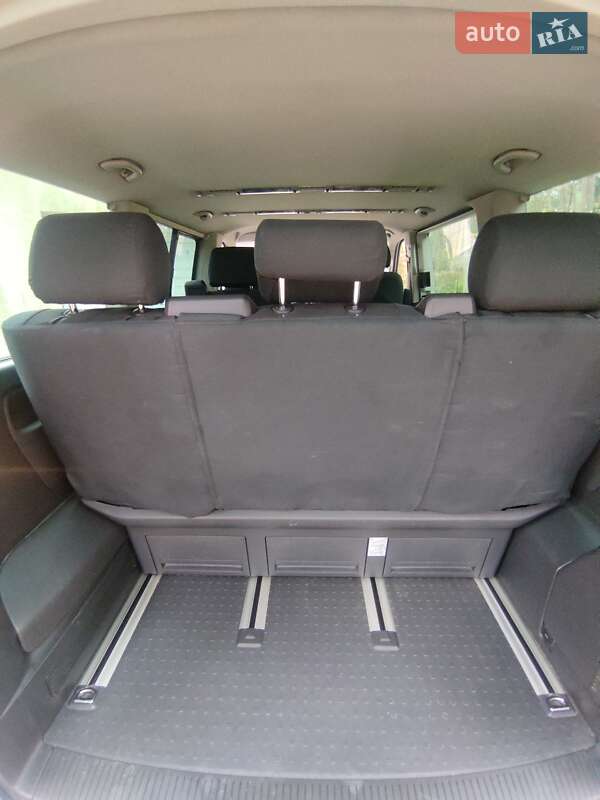 Мінівен Volkswagen Multivan 2010 в Харкові