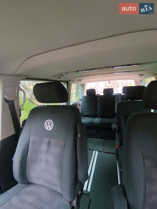 Мінівен Volkswagen Multivan 2010 в Харкові